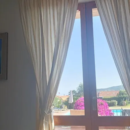 Apartment Stefania Exclusive With Big Private Pool And Double Bathroom