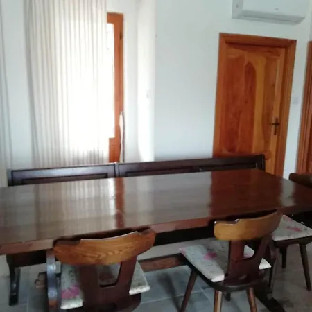 Stefania With Pool And Double Amenities Apartment *